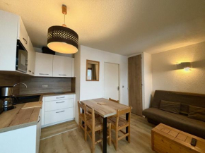 Studio 4 pers, pied des pistes, Les Ménuires - Balcon sud, proche commerces et école de ski - FR-1-452-52 Les Ménuires